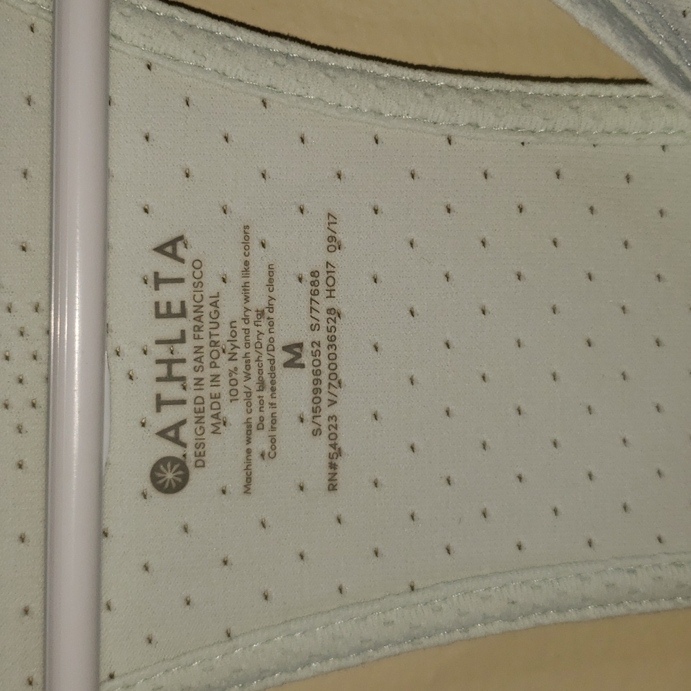Athleta White Seamless Workout Tank - Picture 5 of 5